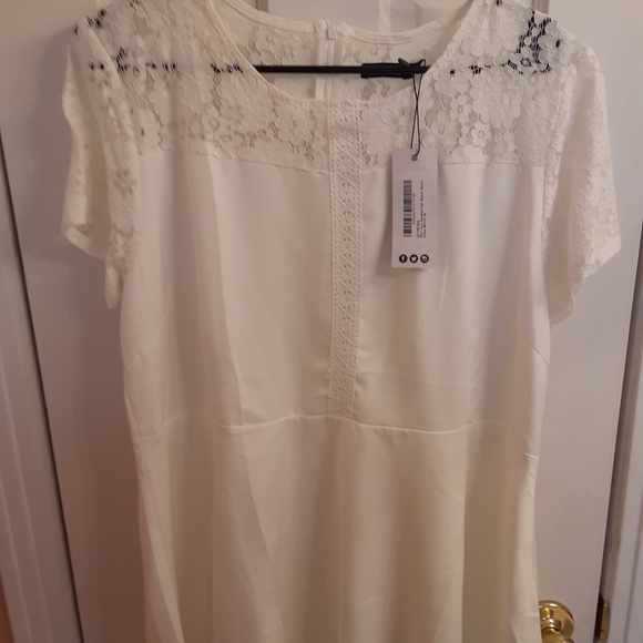 Dress - Picture 4 of 4